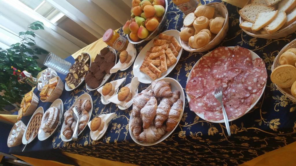 Hotel Palladio Монтекатини Терме Екстериор снимка